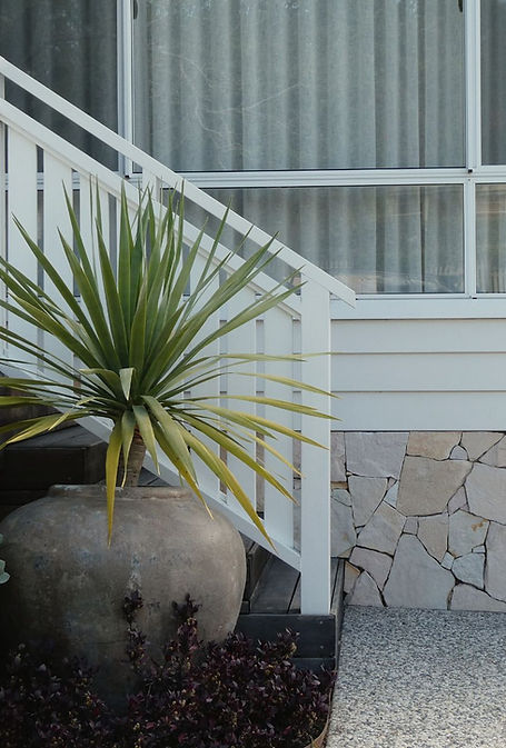 Rec Buildings signature stone work in Eleebana, NSW completing the houses exterior