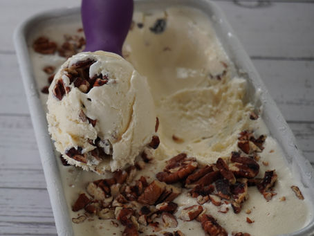 Maple Pecan Cheesecake Ice Cream