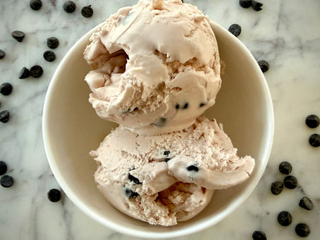 Raspberry Dark Chocolate Chip Ice Cream 