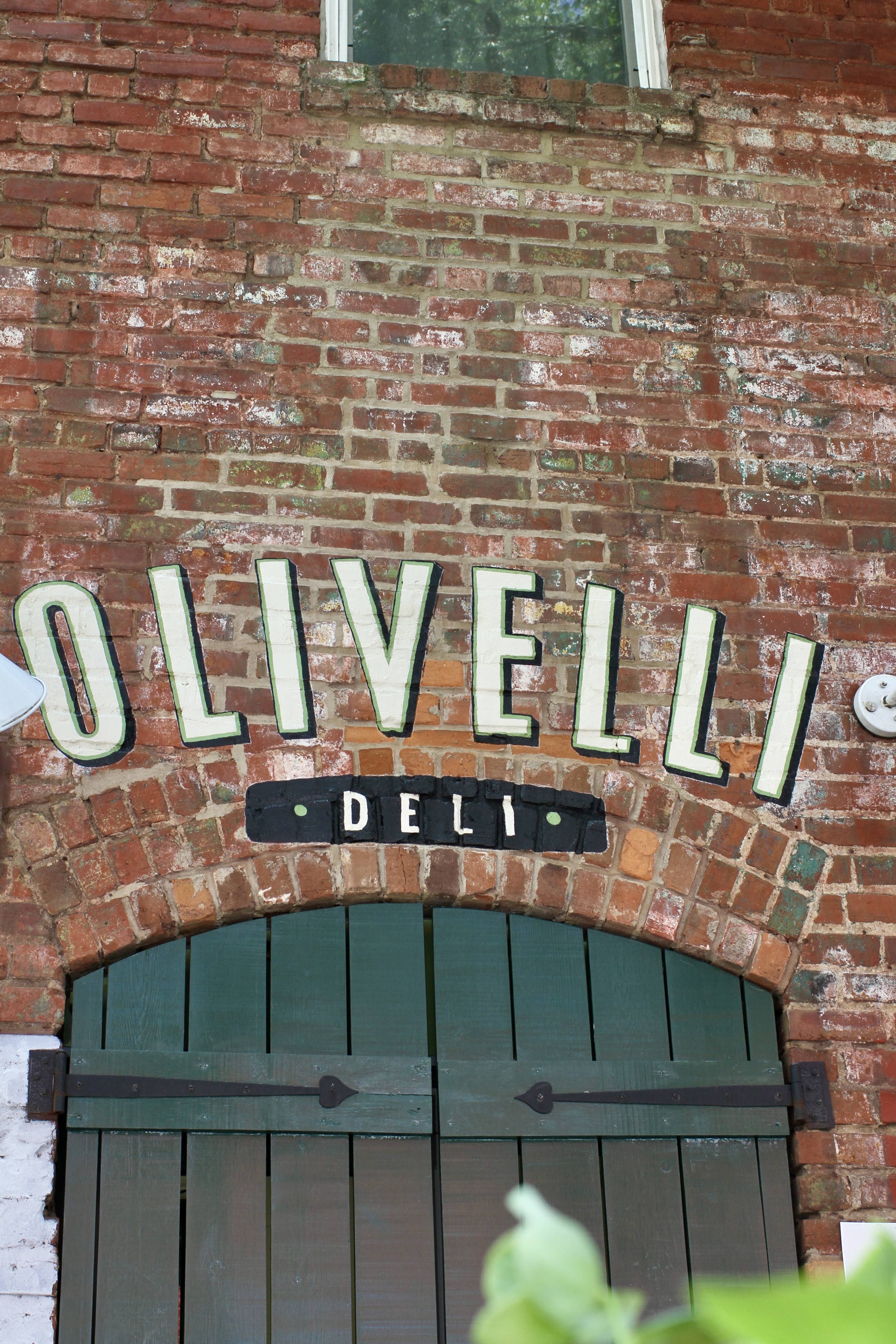 Olivelli Deli - NoDa restaurant