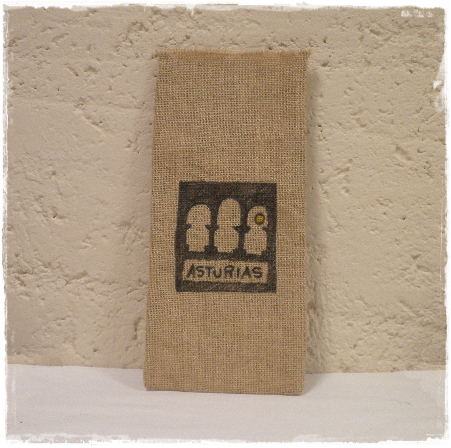 Botellero de Tela. Hecho a mano con dibujo