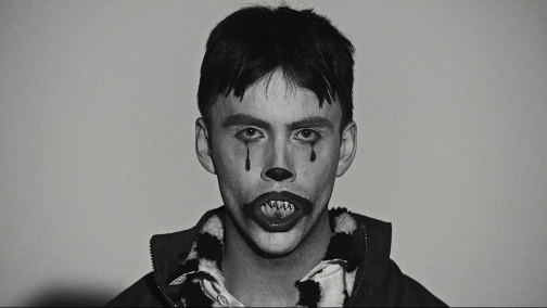 clown short.gif
