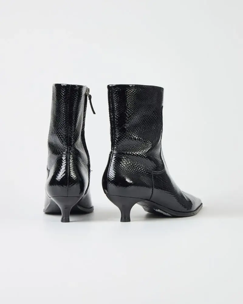 Miniatura: BOTA VERNIZ MARIA