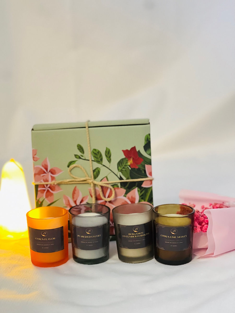 Thumbnail: 4 Pcs  Long Lasting Aromatherapy Jar Candle Soy Wax Scented Candles Gift Set 