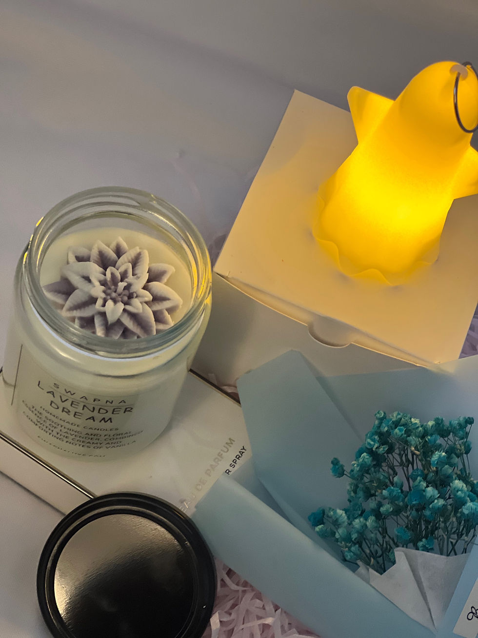 Thumbnail: Swapna Lavender dream Handmade Scented candle 12oz