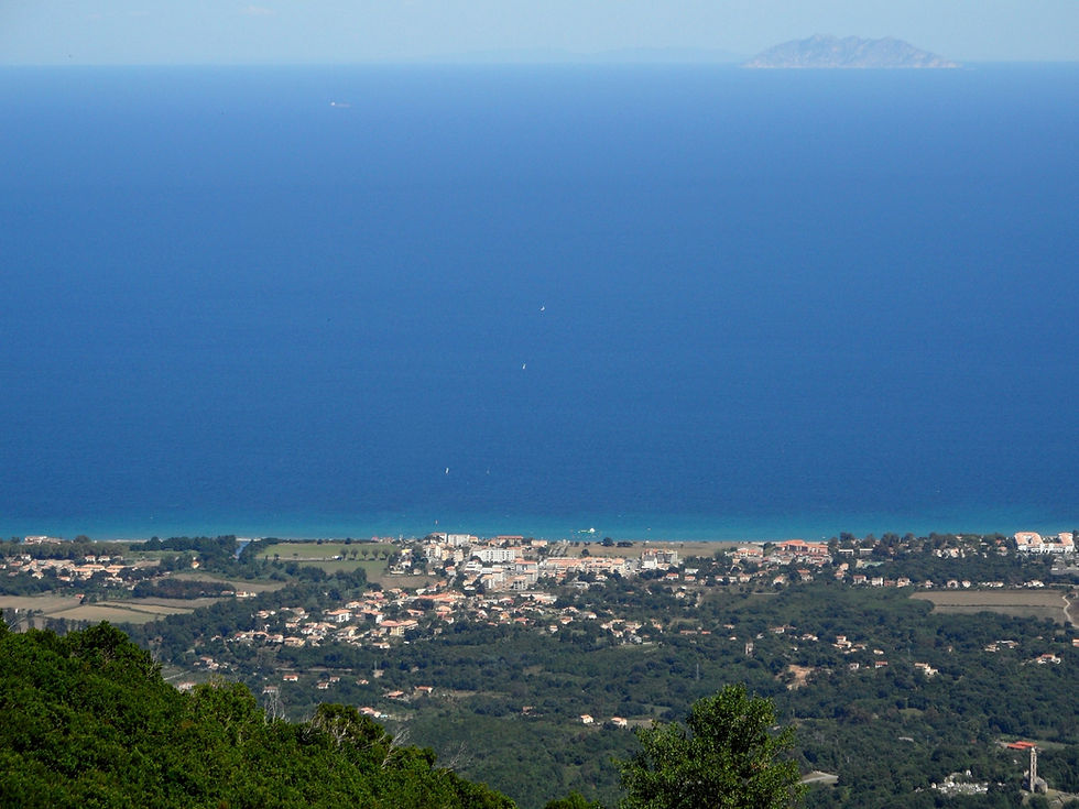 Vue de Moriani-Plage, sur les hauteurs de San Nicolao. Haute Corse
