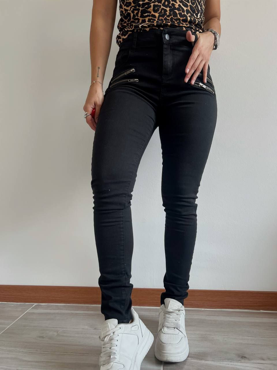 Miniatura: JEAN MANDY