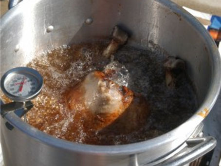 The Do’s and Don’ts of Deep-Frying Your Turkey