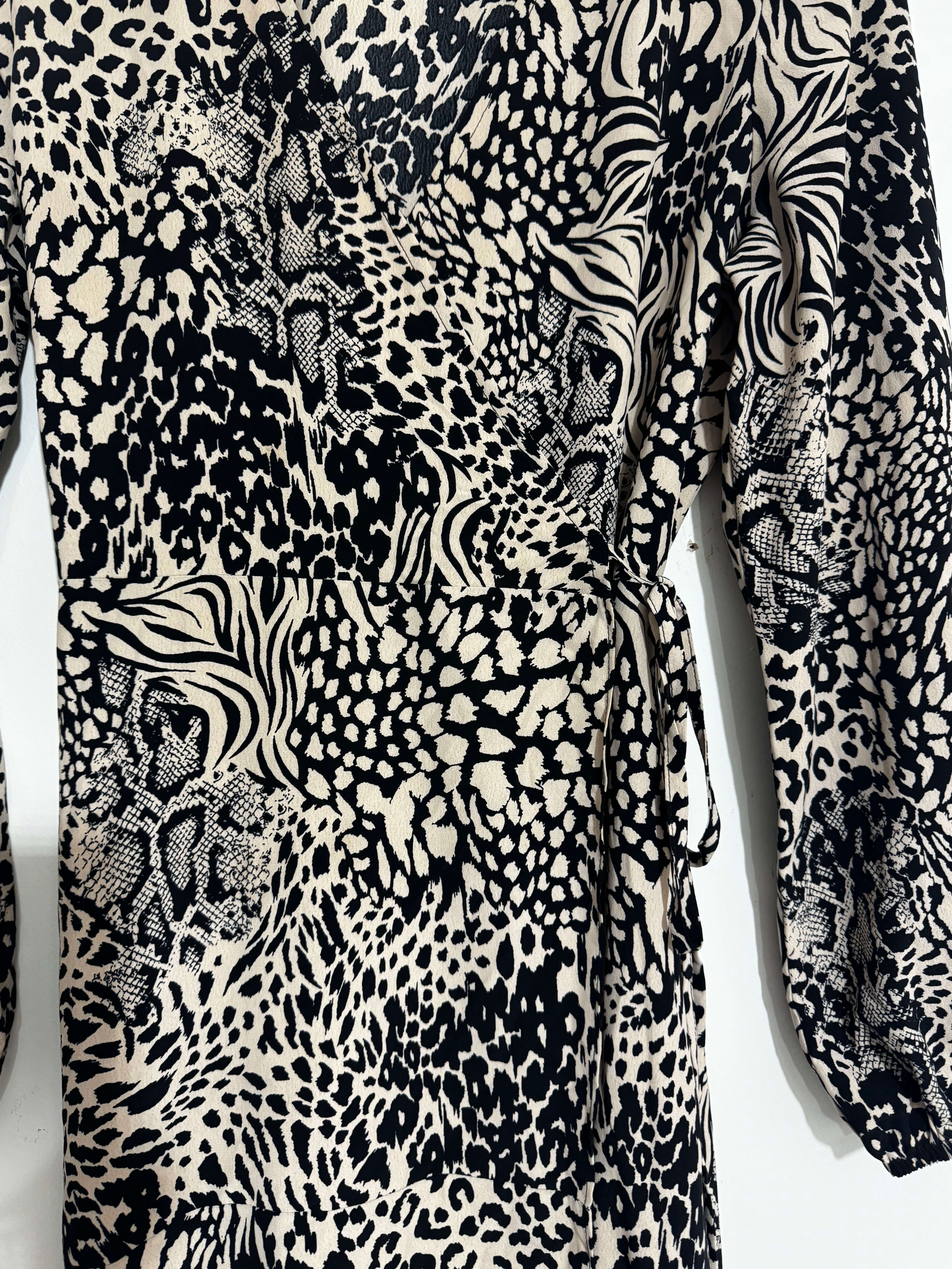 WALLIS leopard skin long sleeved wrap dress size 10