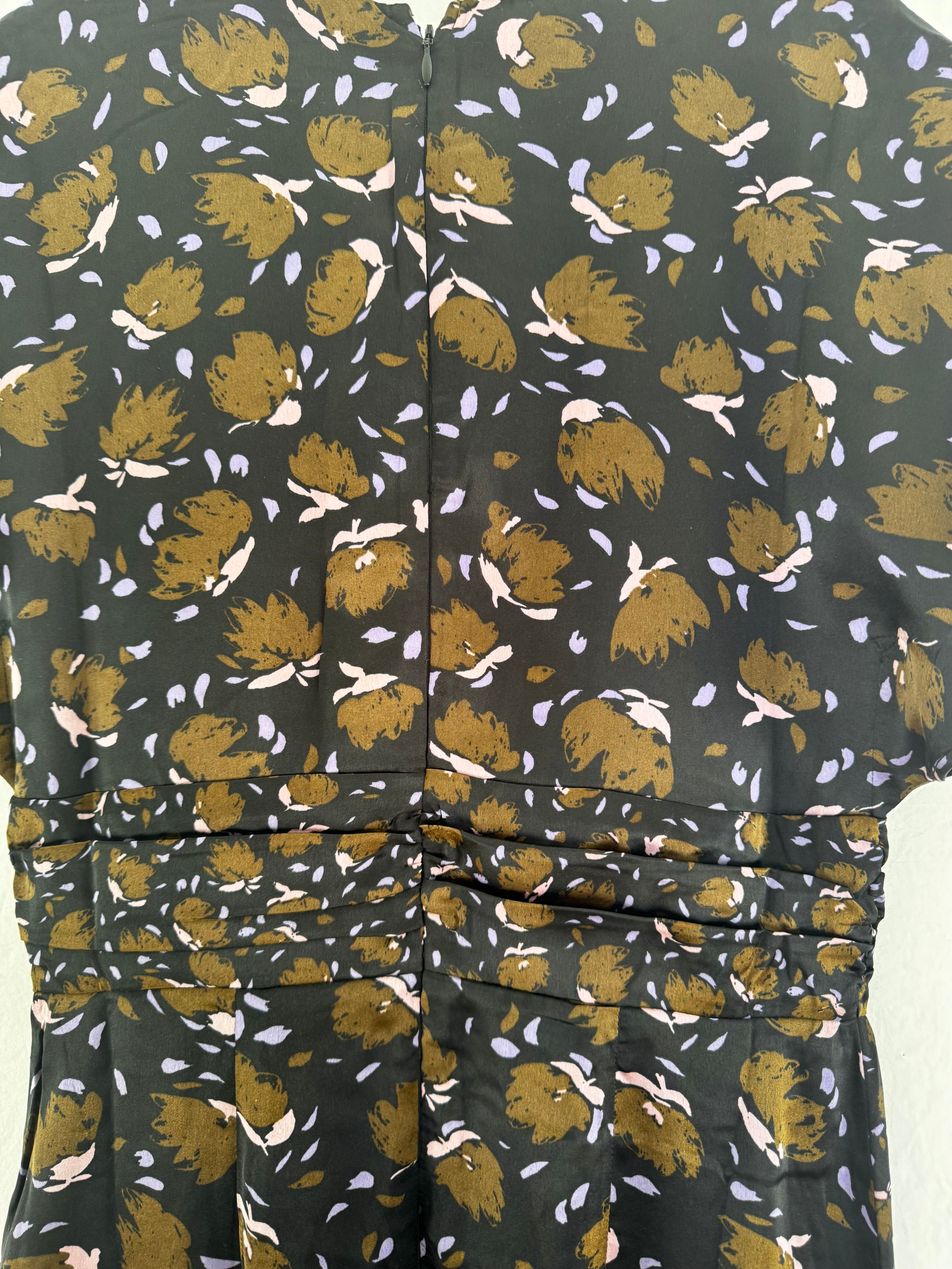 FRENCH CONNECTIO black printed satin tea dress size 6