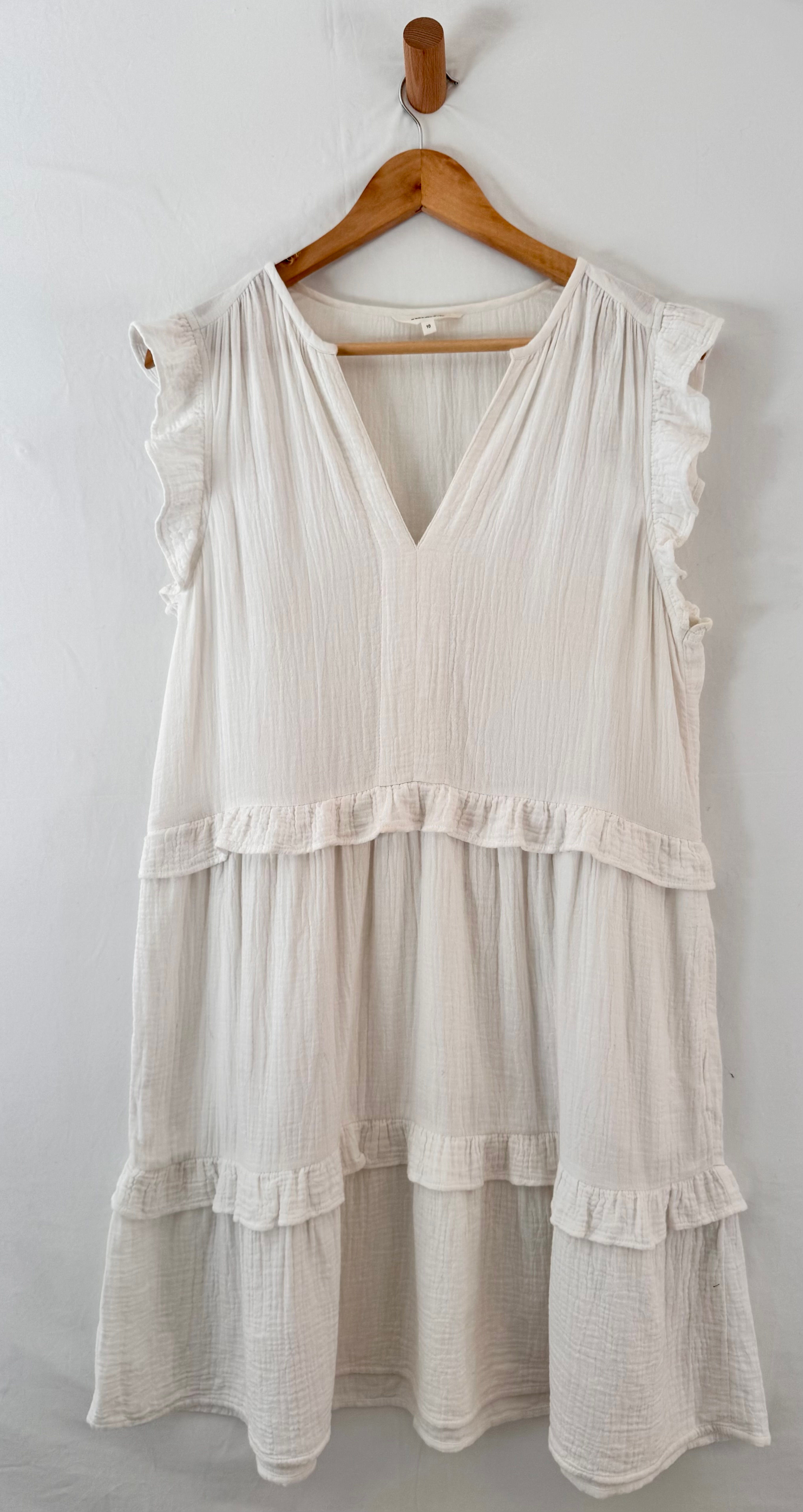 RO&ZO-White cheese cloth tiered ruffle dress