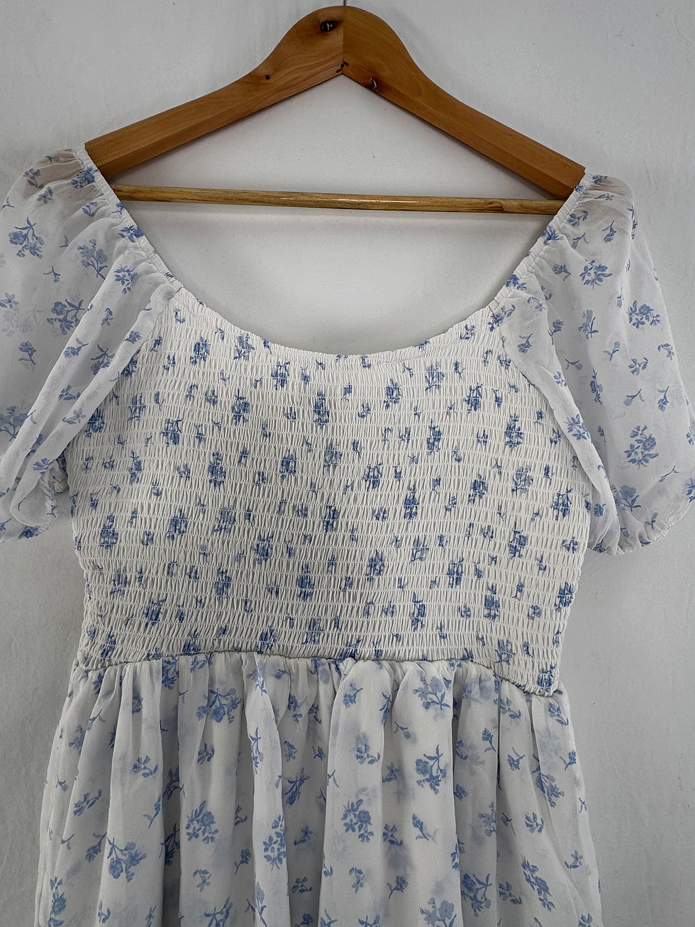 Thumbnail: HOLLISTER - white and blue ditsy layered dress size L