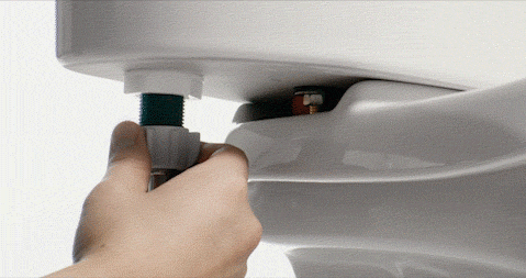 3.-Water-hose-off_530x.gif