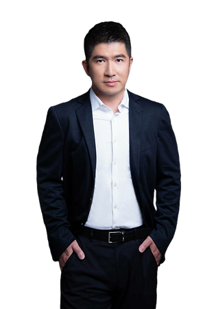 王瑞甫形象照-682x1024_edited.png