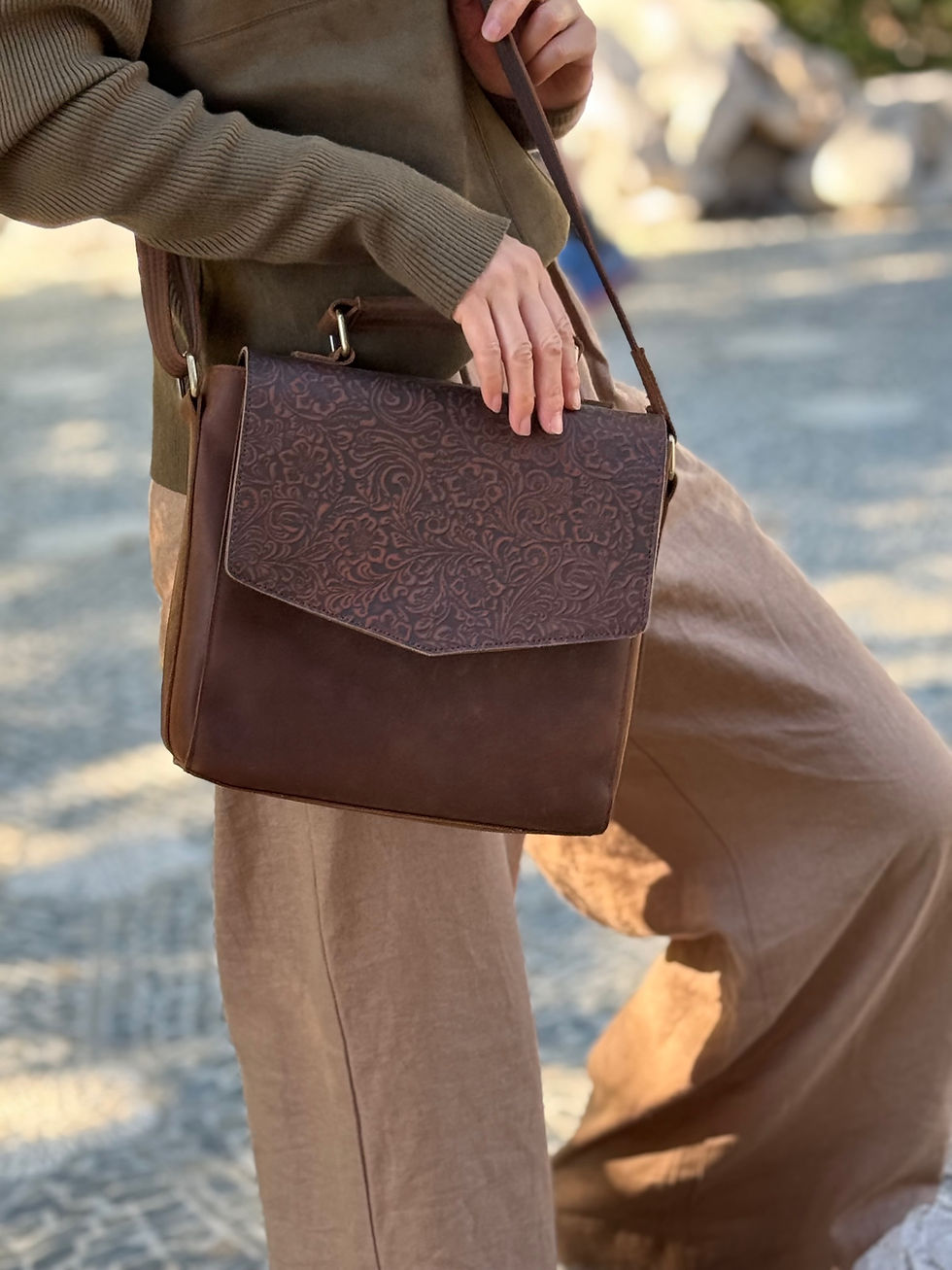 Thumbnail: Concealed carry crossbody shoulder bag 9011 BN