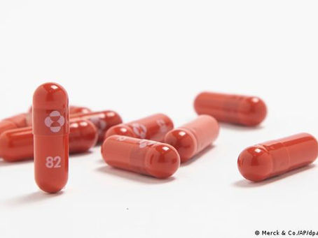 Pfizer permite la producción de genéricos de su píldora anticovid, pero con un alcance "restrictivo"
