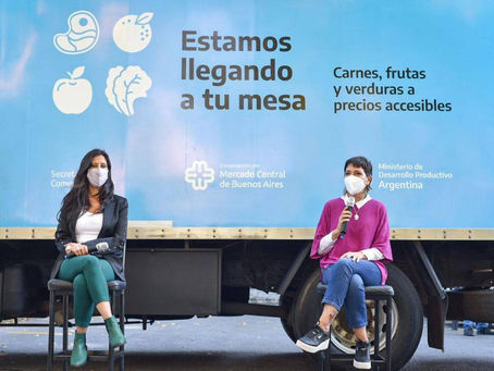 Mayra y la secretaria de comercio de la Nación presentaron el programa "mercado federal ambulante"
