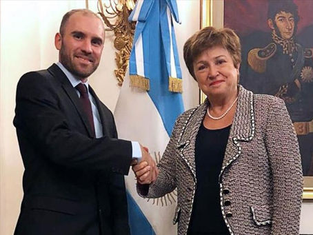 En medio de las negociaciones con bonistas, Argentina pagó los intereses al FMI por USD 320 millones