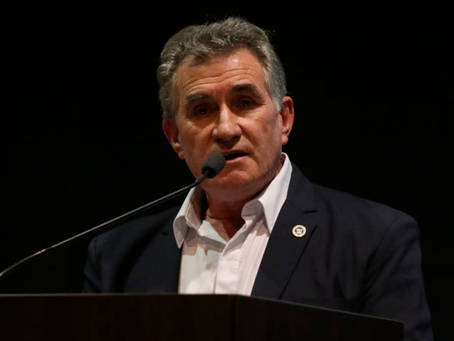 El Gobierno "está inflexible" con el tema retenciones "porque necesita recaudación"