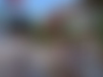 Mayra recorrió la feria de mujeres emprendedoras de Quilmes en el Museo del Transporte