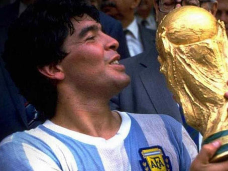 Presentan en el Senado un proyecto de ley para que Maradona aparezca en billetes de $1000