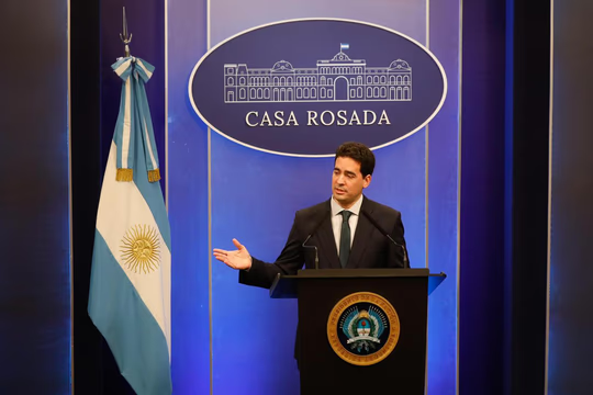 Adrián Ravier: “Yo también escucho a personas de mi entorno decir que no están bien"