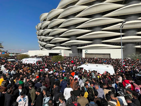 Un muerto y decenas de heridos por una estampida en la previa de la final de la Copa del Golfo