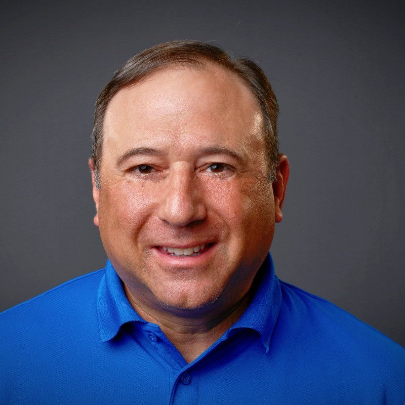 Crossroads of Law and Entertainment with Robert Sciglimpaglia
