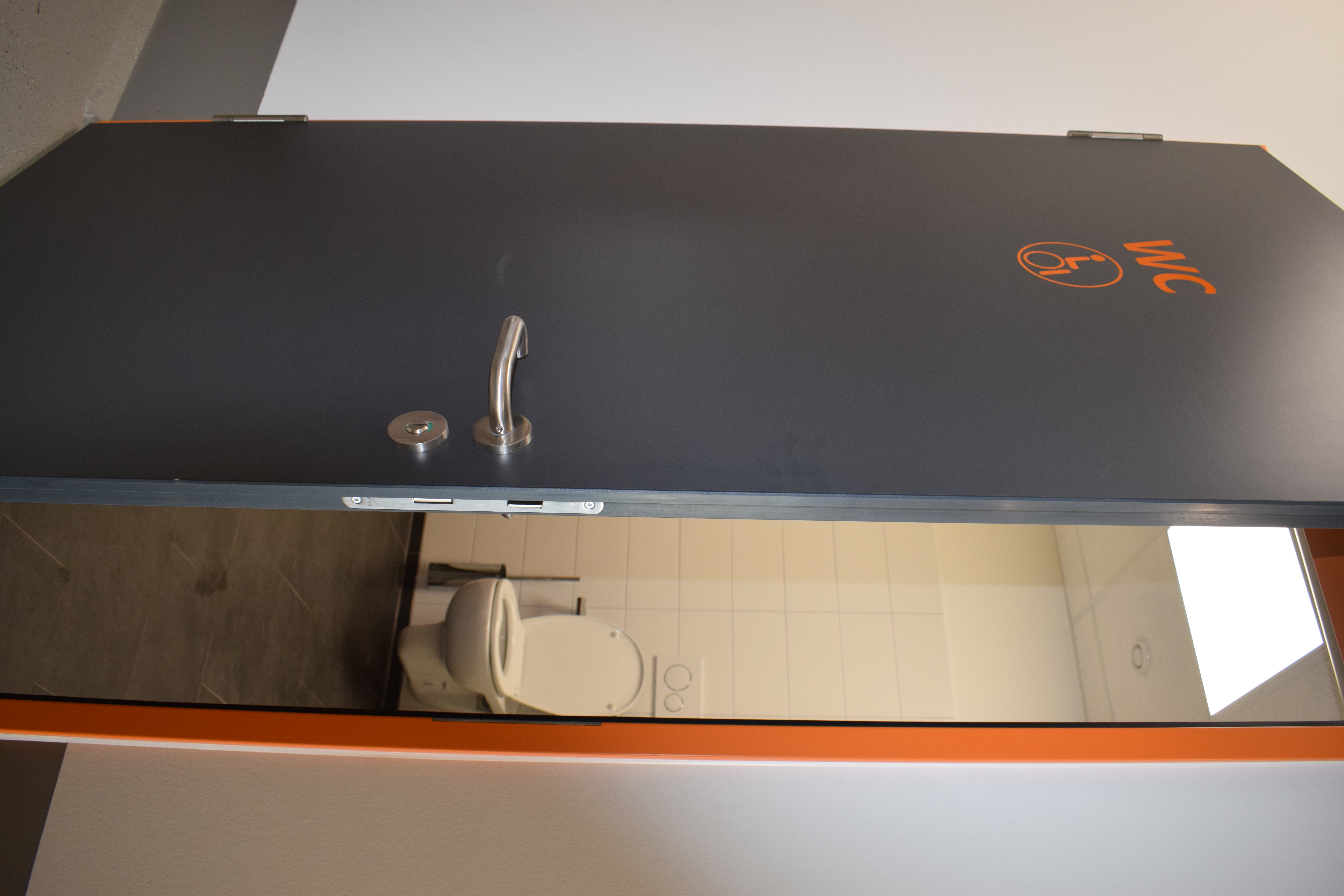 Behindertengerechte Toilette