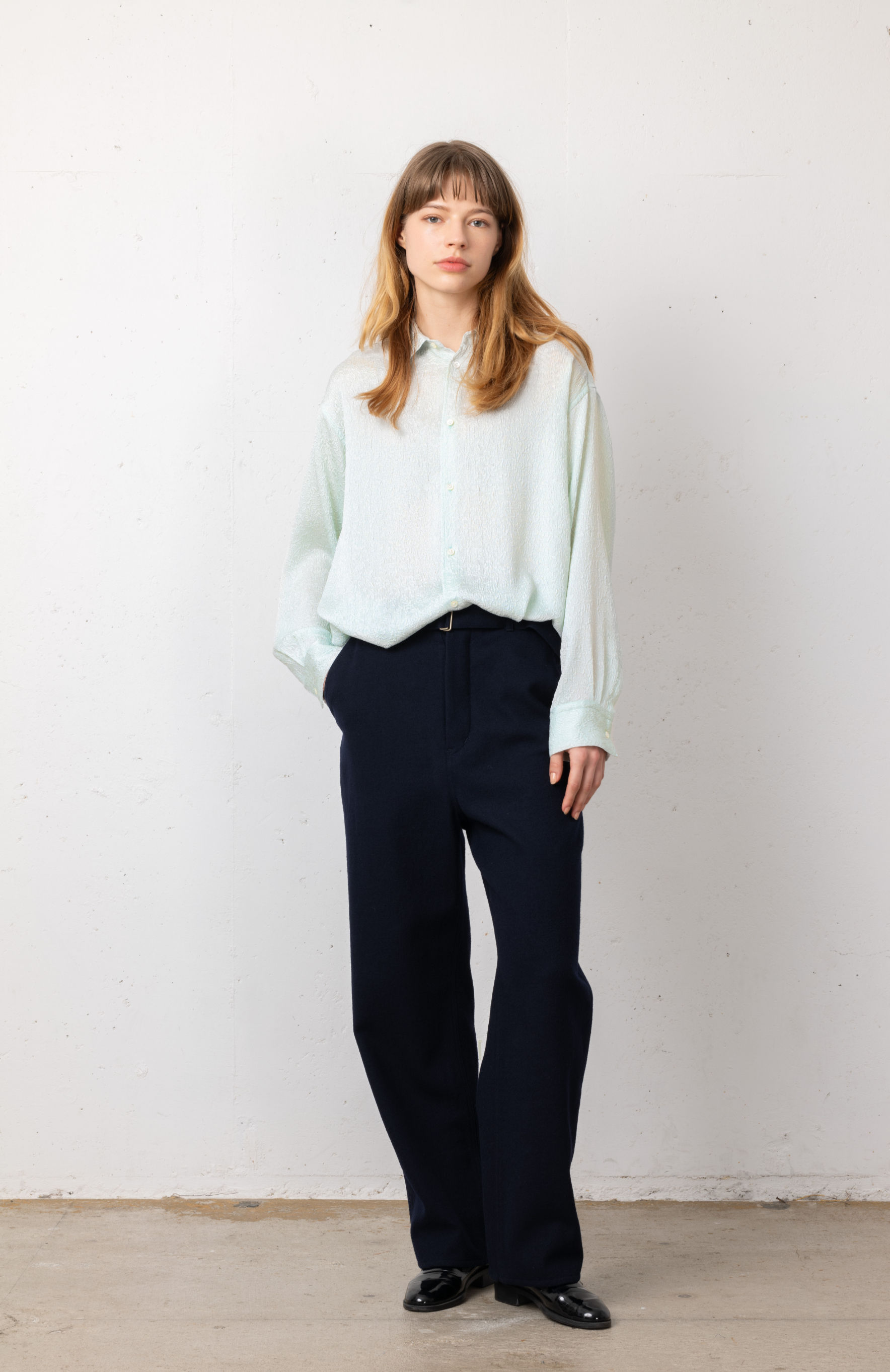 ウオッシュサージベルト付きパンツ