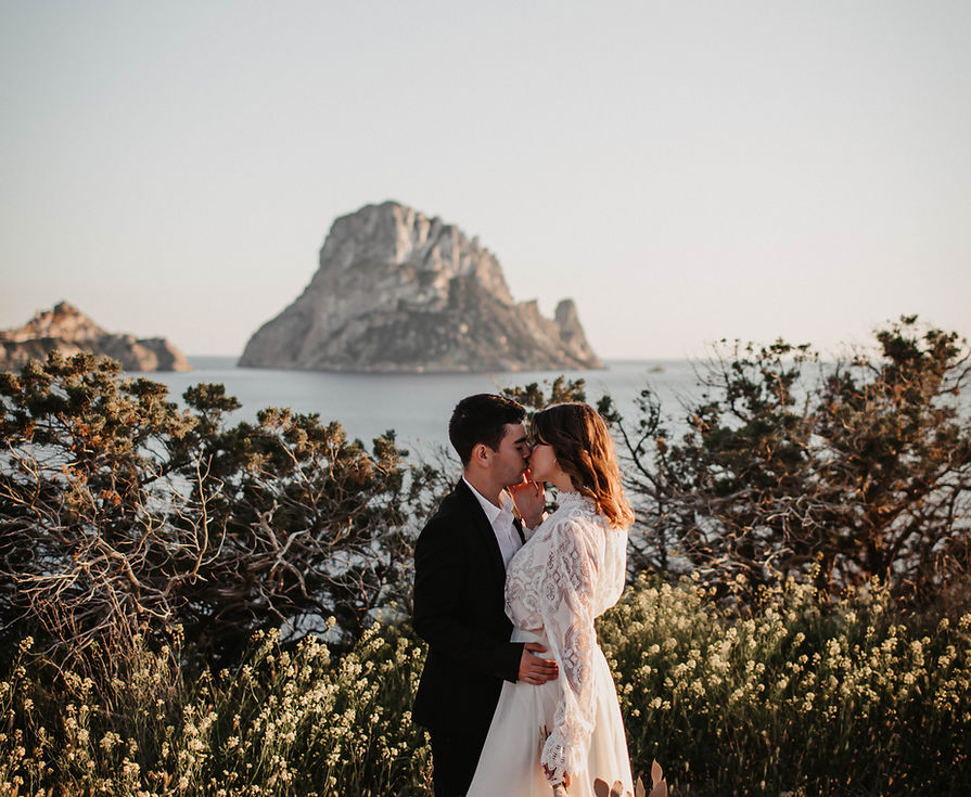 ellie wedd.jpg