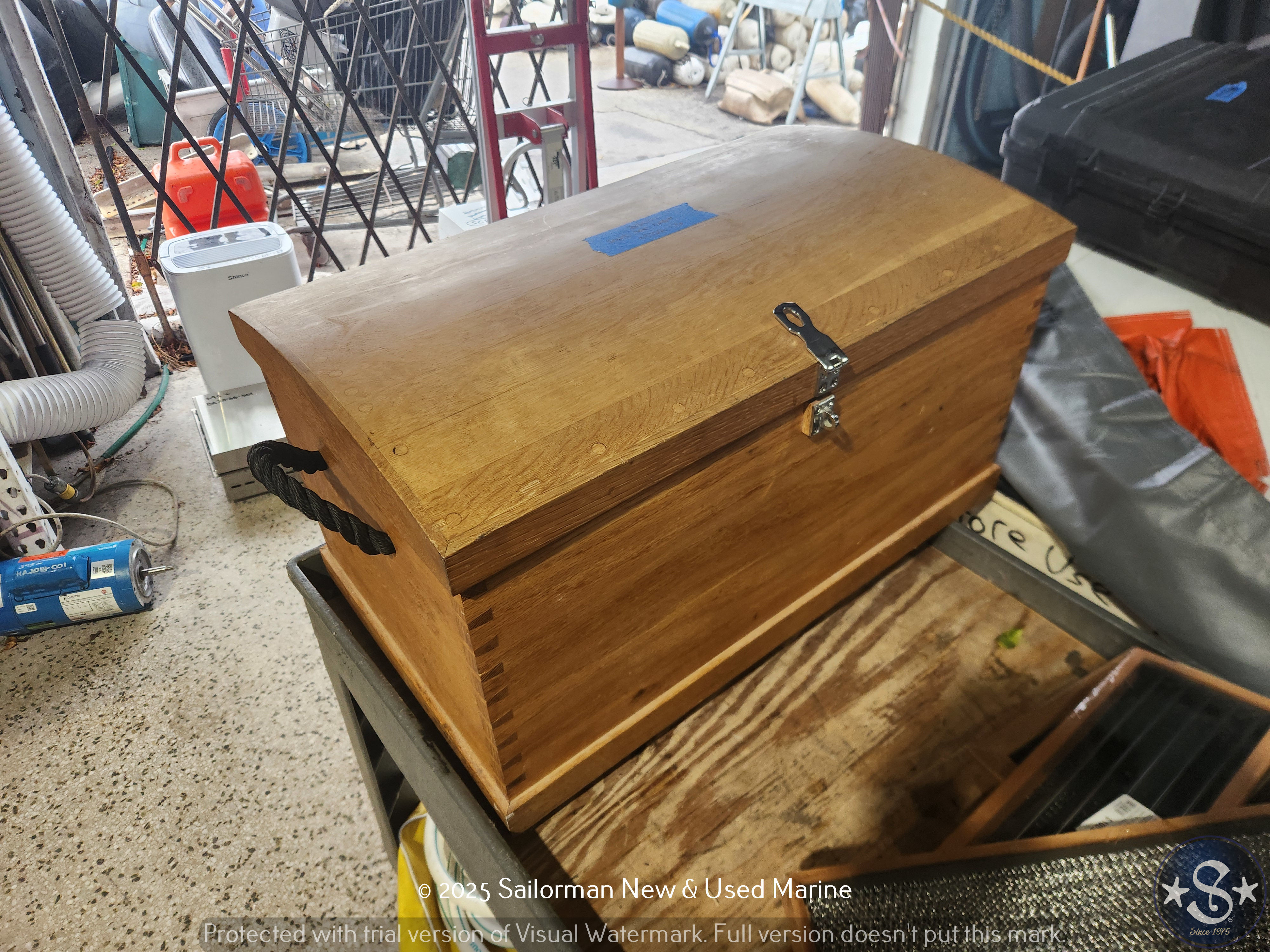 Solid Oak Seaman's Chest 26-1/2 X 15-1/2 X 15-1/2