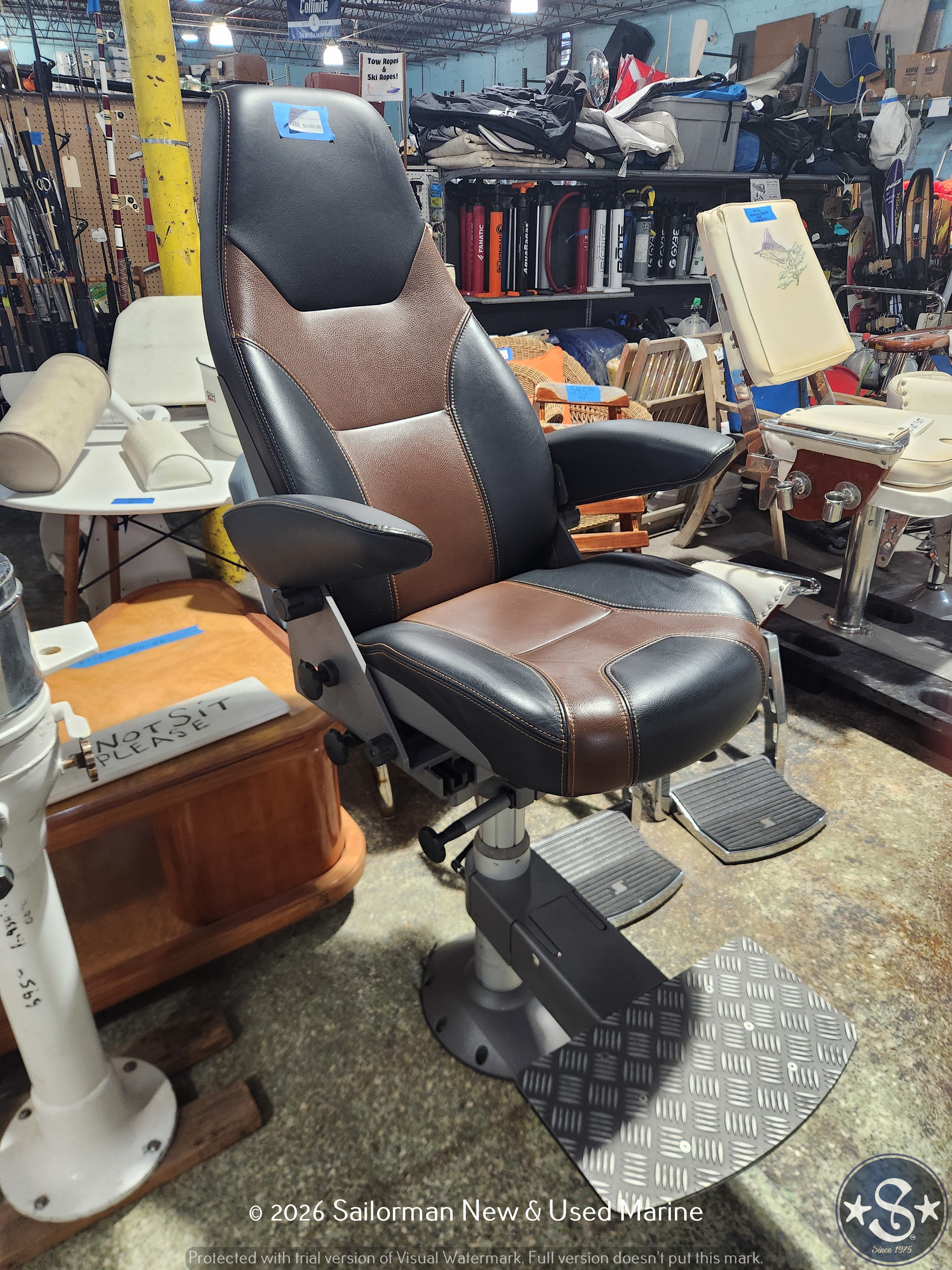 NorSap Helm Seat with Pedestal and Footrest