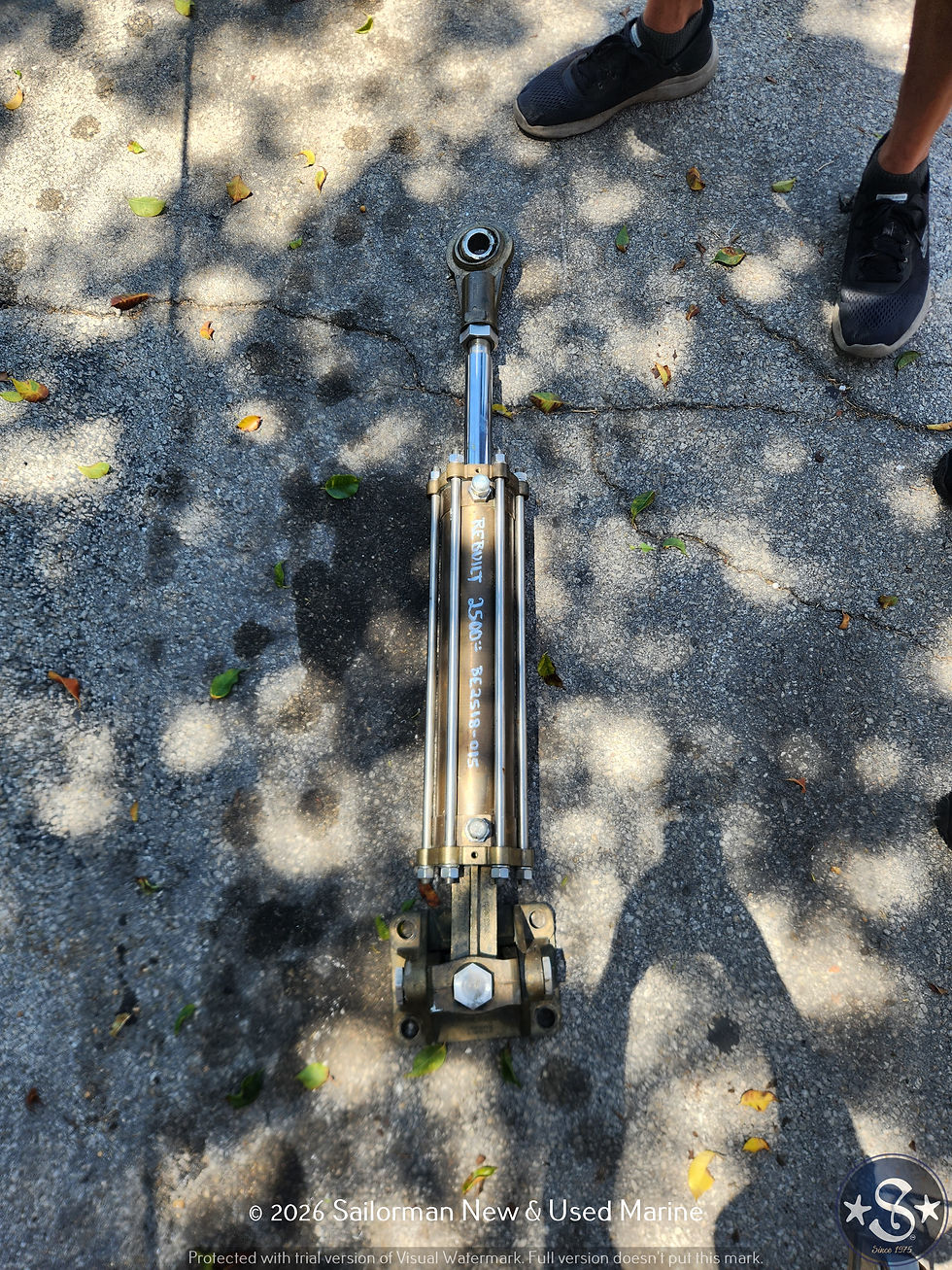 Thumbnail: Rebuilt Kobelt 7085-003 Steering Ram (spare after rebuild on a 116' Horizon)