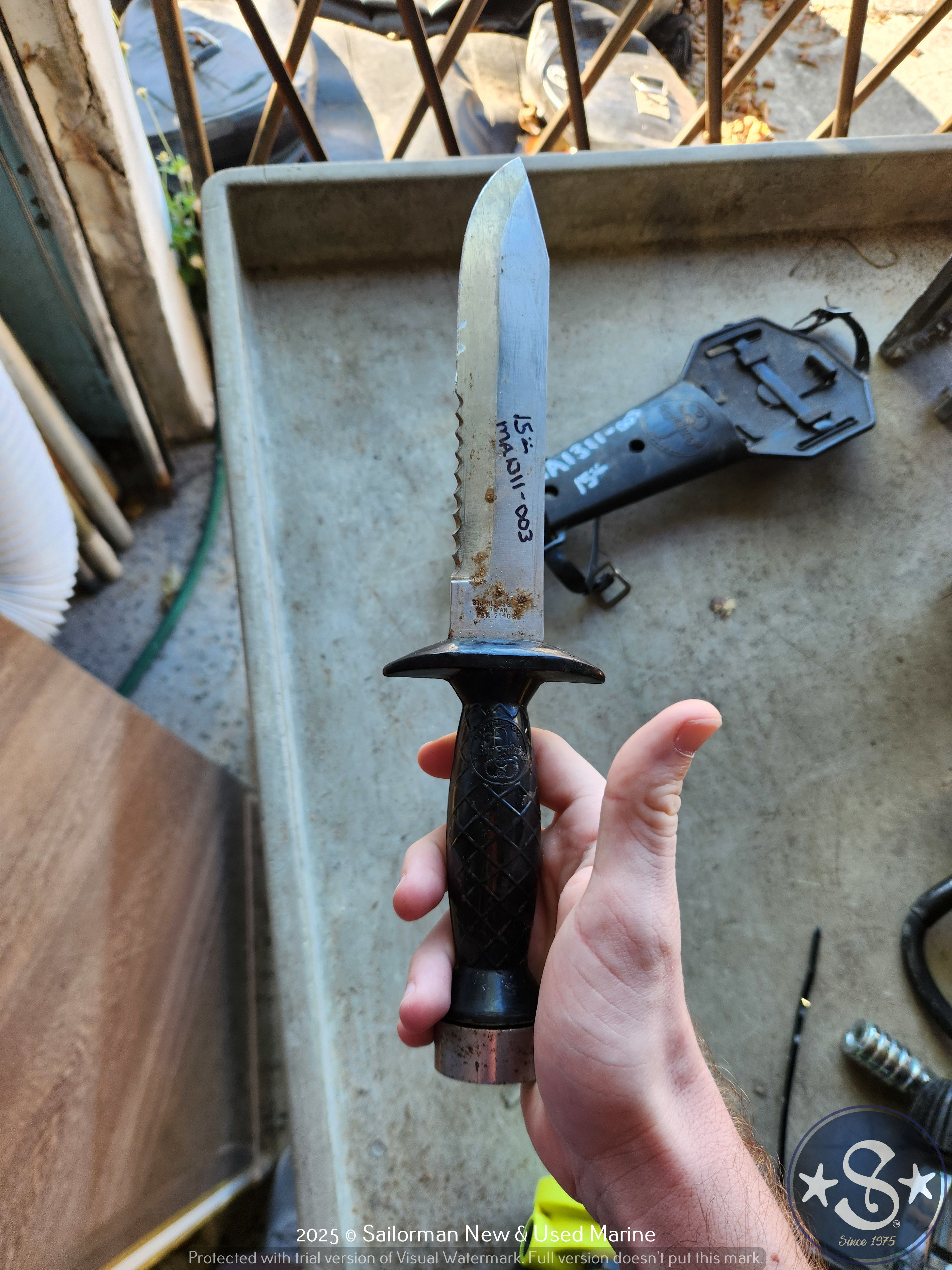 Dive Knife