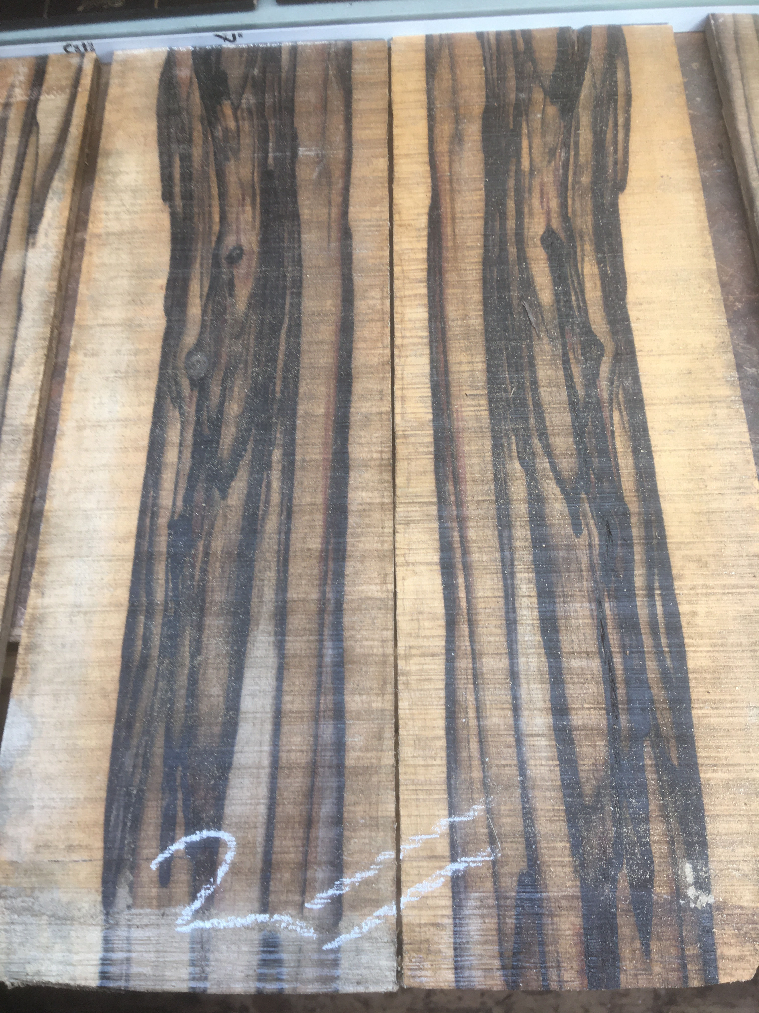 Pale Moon Ebony drop top 10mm thick