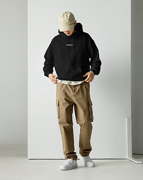 unisex-heavy-blend-hoodie-black-front