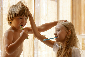 Family brushing teeth