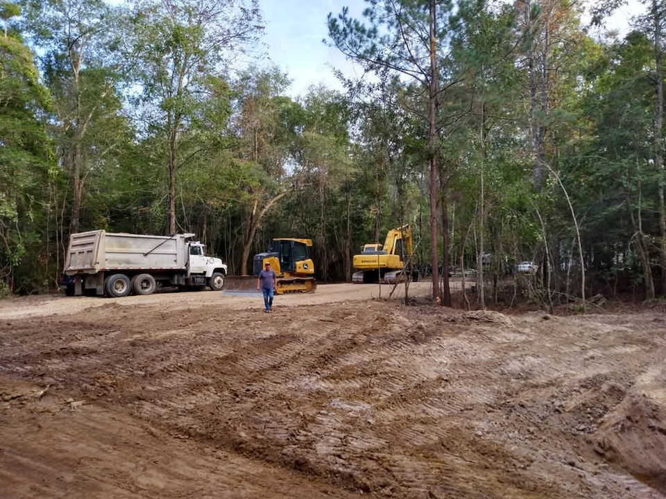 Pond development, gravel, planting trees