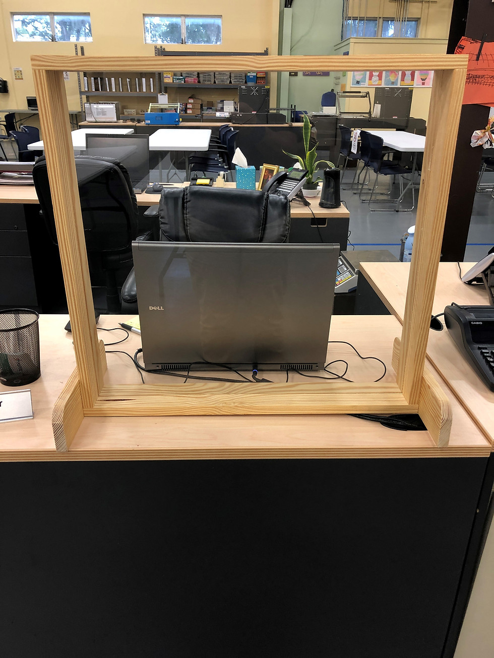Thumbnail: Free Standing Protective Screens