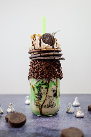 2021-12-21_MilkshakeMomma_195.jpg