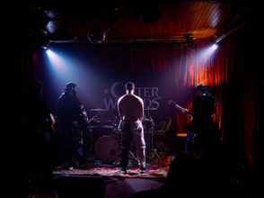 New discoveries and heavy sounds: a night with outer worlds, matahari and jupiter the giant