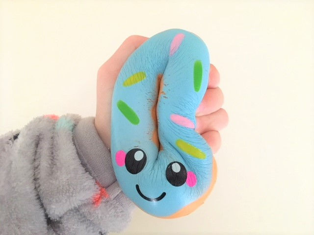 Review squishies donut