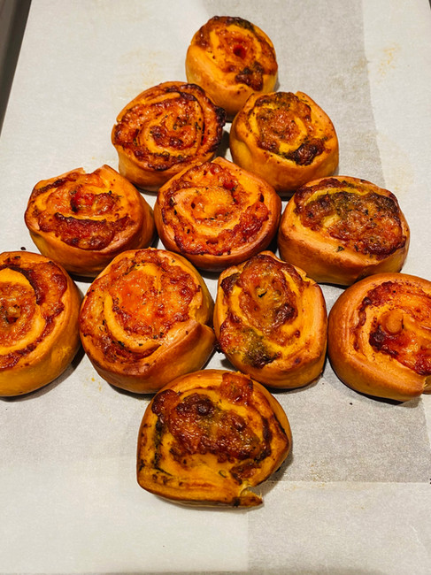 Kerstboom pizza rolletjes