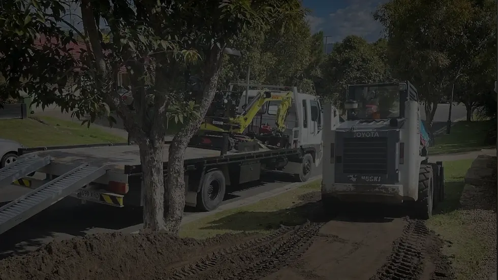 camrick-earthworks-equipment-transport-gold-coast.webp