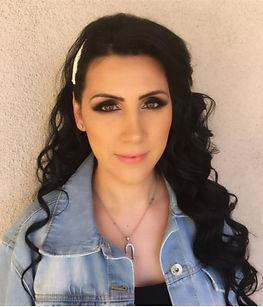 Classic smokey eye and light pink lip.
