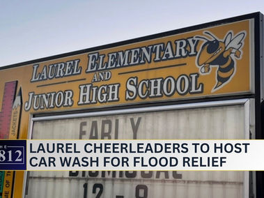 Laurel cheerleaders to host car wash for flood relief 