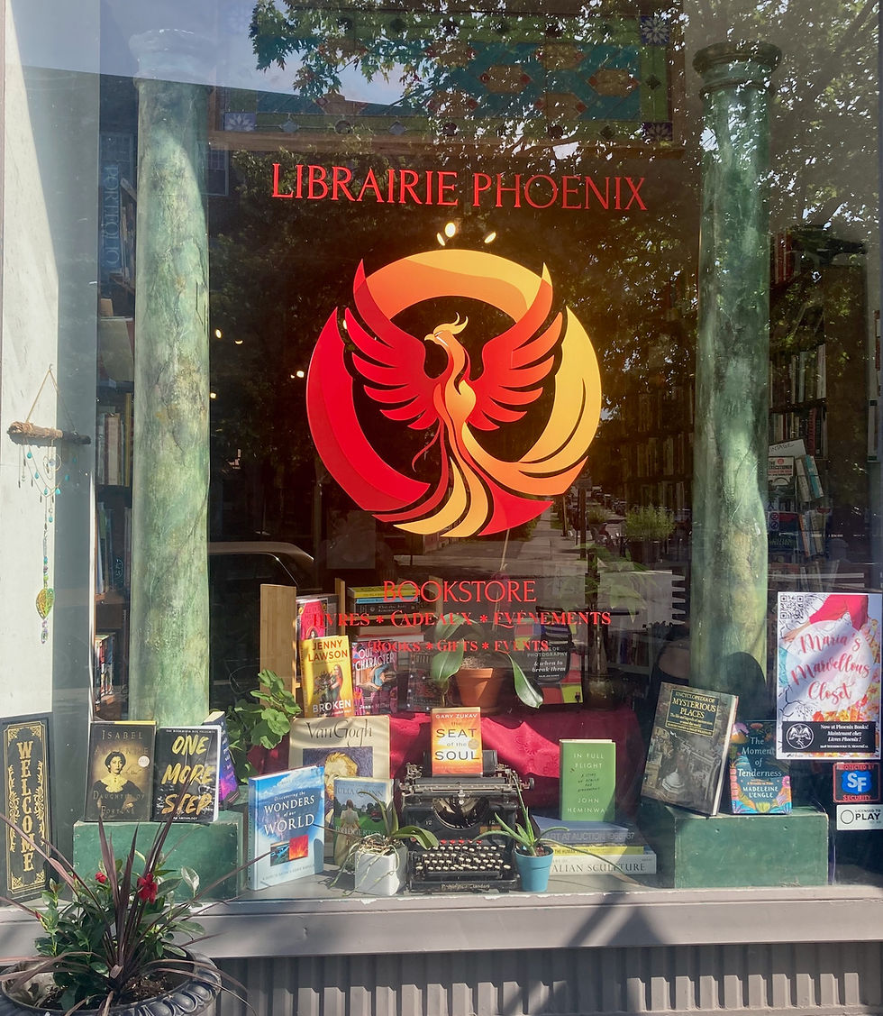 The window of Librairie Phoenix in NDG