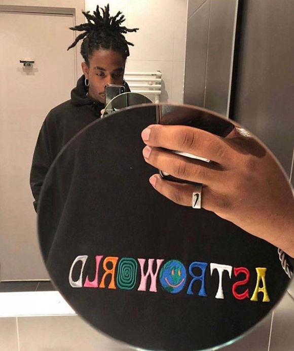 Thumbnail: Astroworld - Travis Scott Hoodie