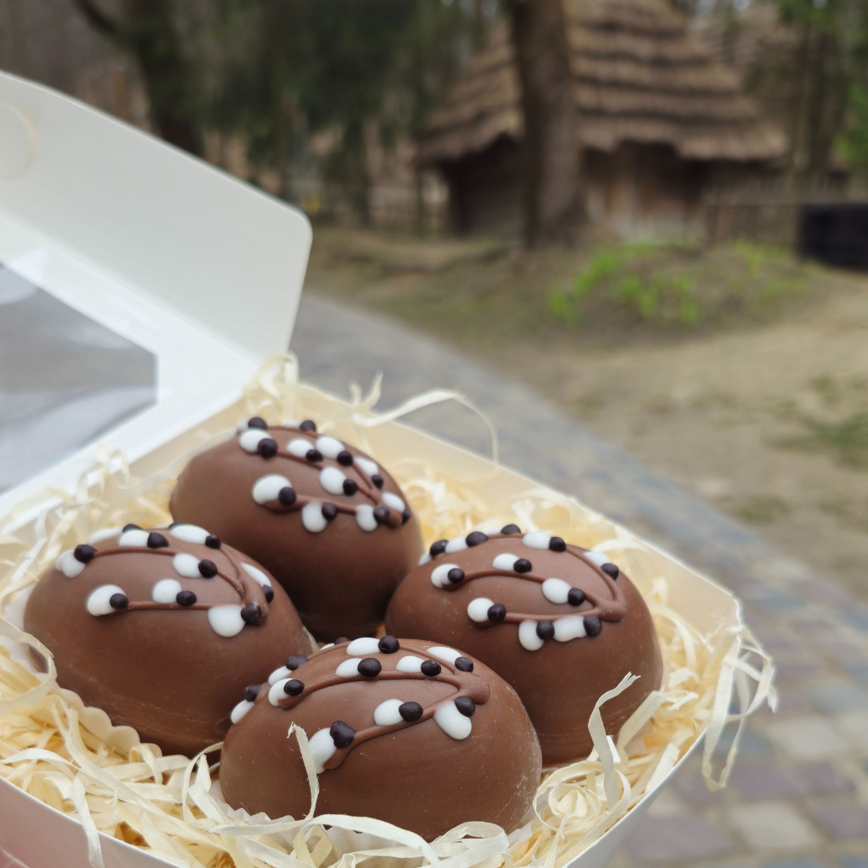 "Котики" - набір какао або кава бомбонів, на 350 мл.